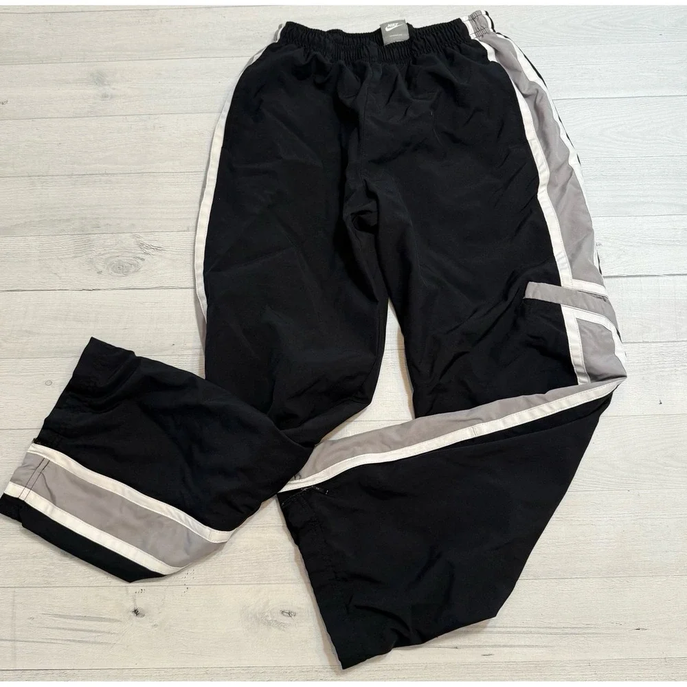 Vintage Nike Black nylon Running Pants With grey‎ white stripe youth large